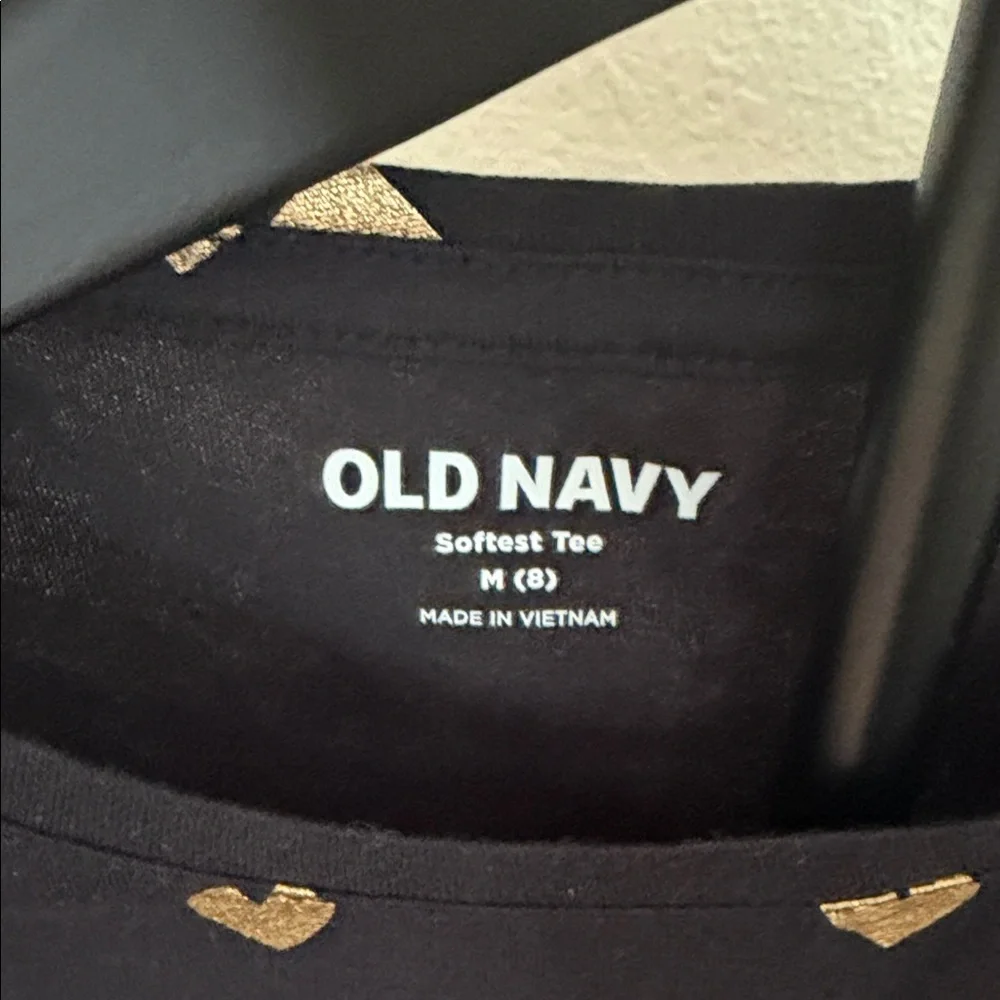 Old Navy Black Tee with Gold Hearts